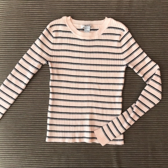 🌼3/$30 Pink Striped Ribbed Long Sleeve - Picture 1 of 4